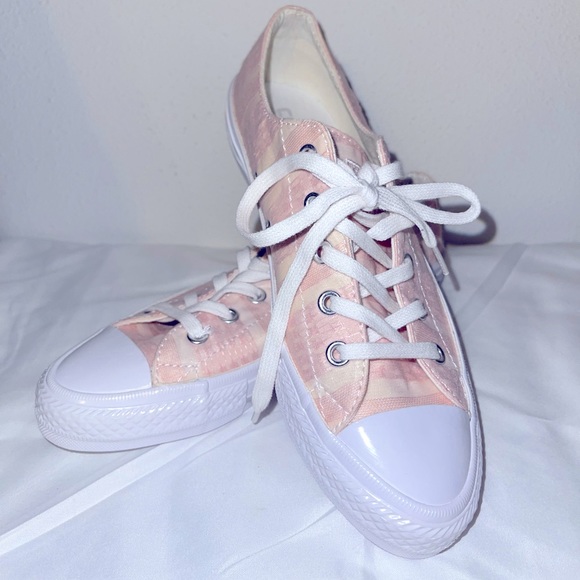 Converse, size 5.5 - Picture 2 of 6